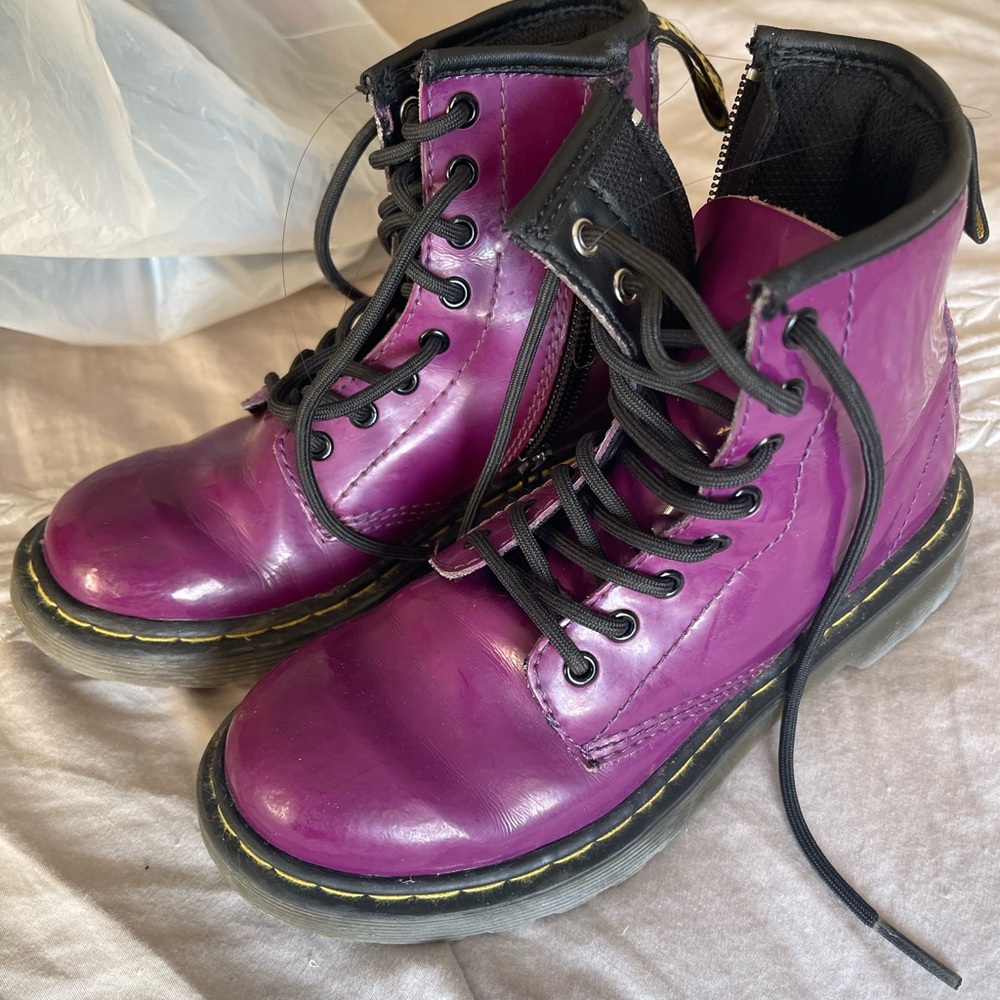 Doc Martens Delaney Purple Patent Leather Boots US 1 ( Little Girl) EU32
